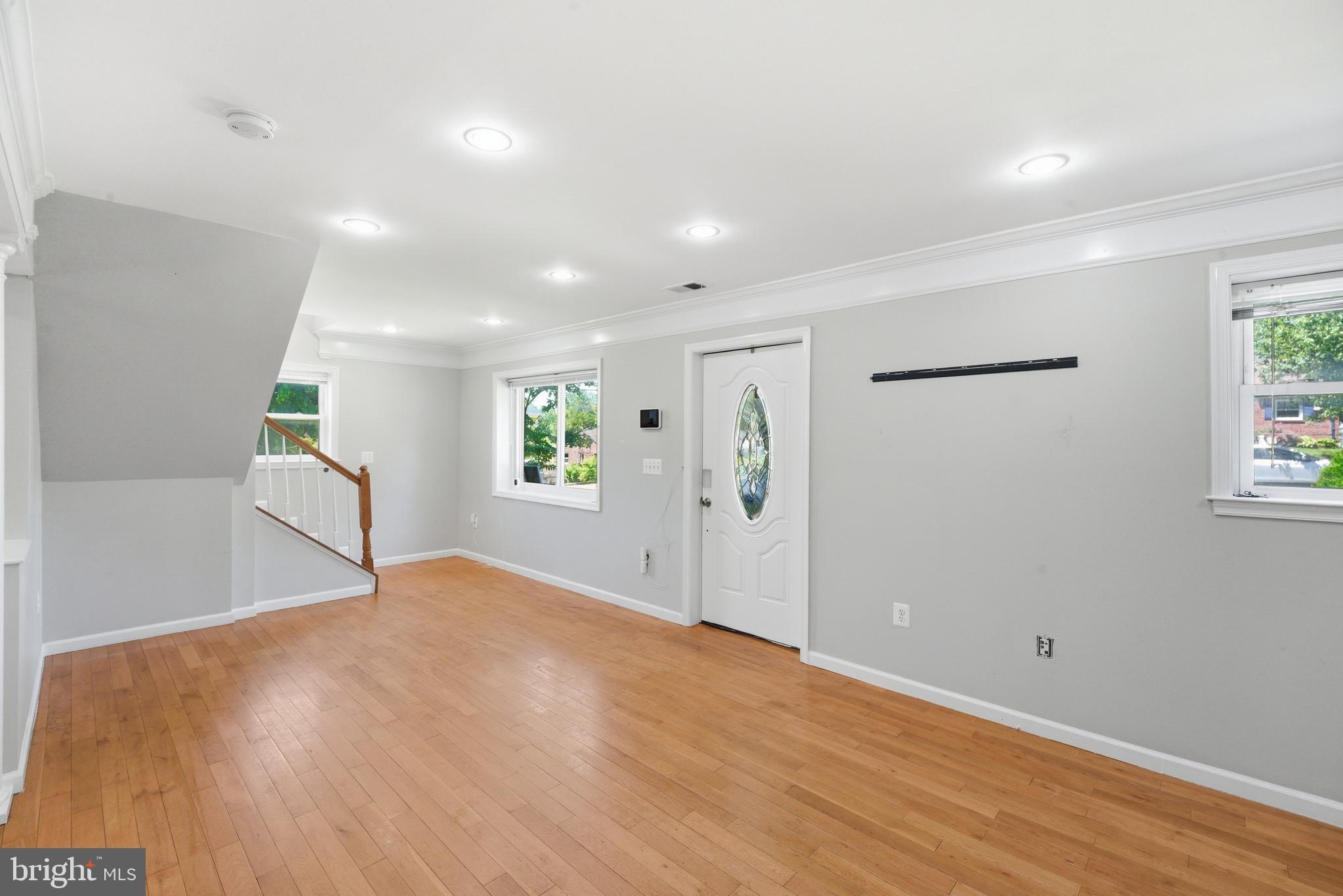 2507 Weisman Road Silver Spring, MD 20902 - Photo 5 of 41 Large Living Room with Hardwoods