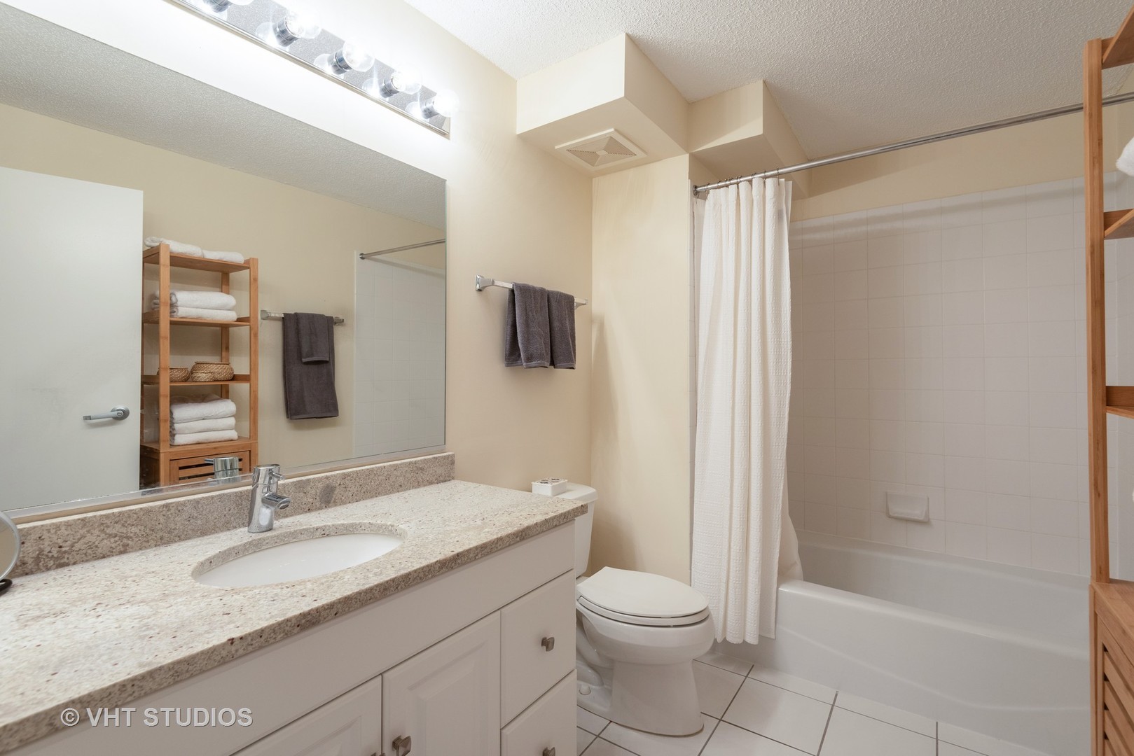 800 Elgin Road, Unit 715 Evanston, IL 60201 - Photo 9 of 14