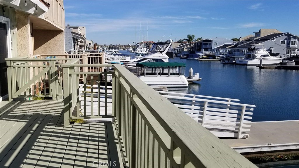 4640 Eastbourne Bay Oxnard, CA 93035 - Photo 13 of 16