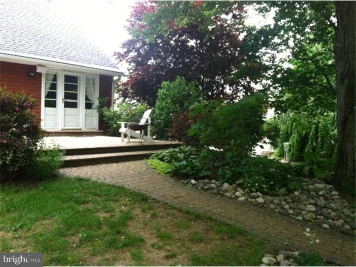 1237 Hoffman Road Ambler, PA 19002 - Photo 11 of 19 Exterior Back