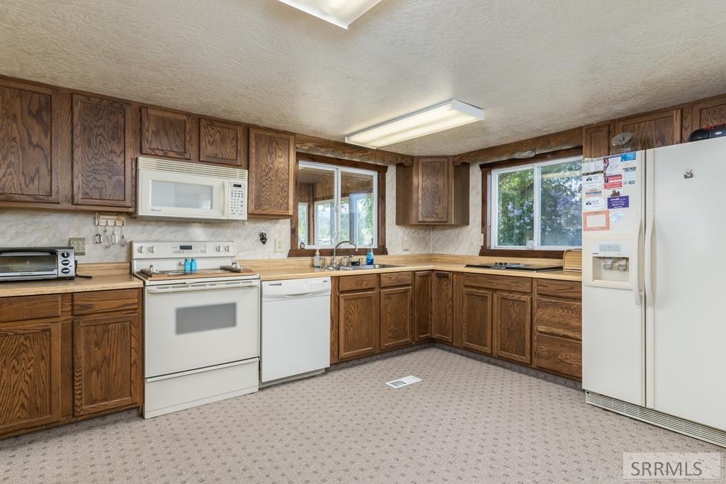 2976 Wood Canyon Road Soda Springs, ID 83276 - Photo 7 of 34