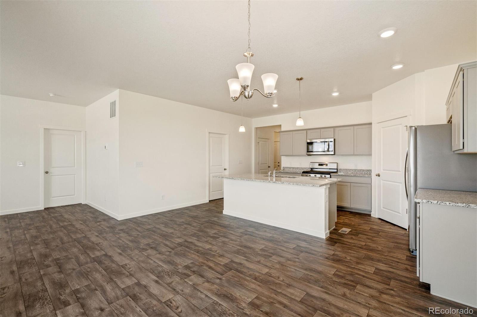 302 Bluebird Road Johnstown, CO 80534 - Photo 4 of 37 Gallery Image 4
