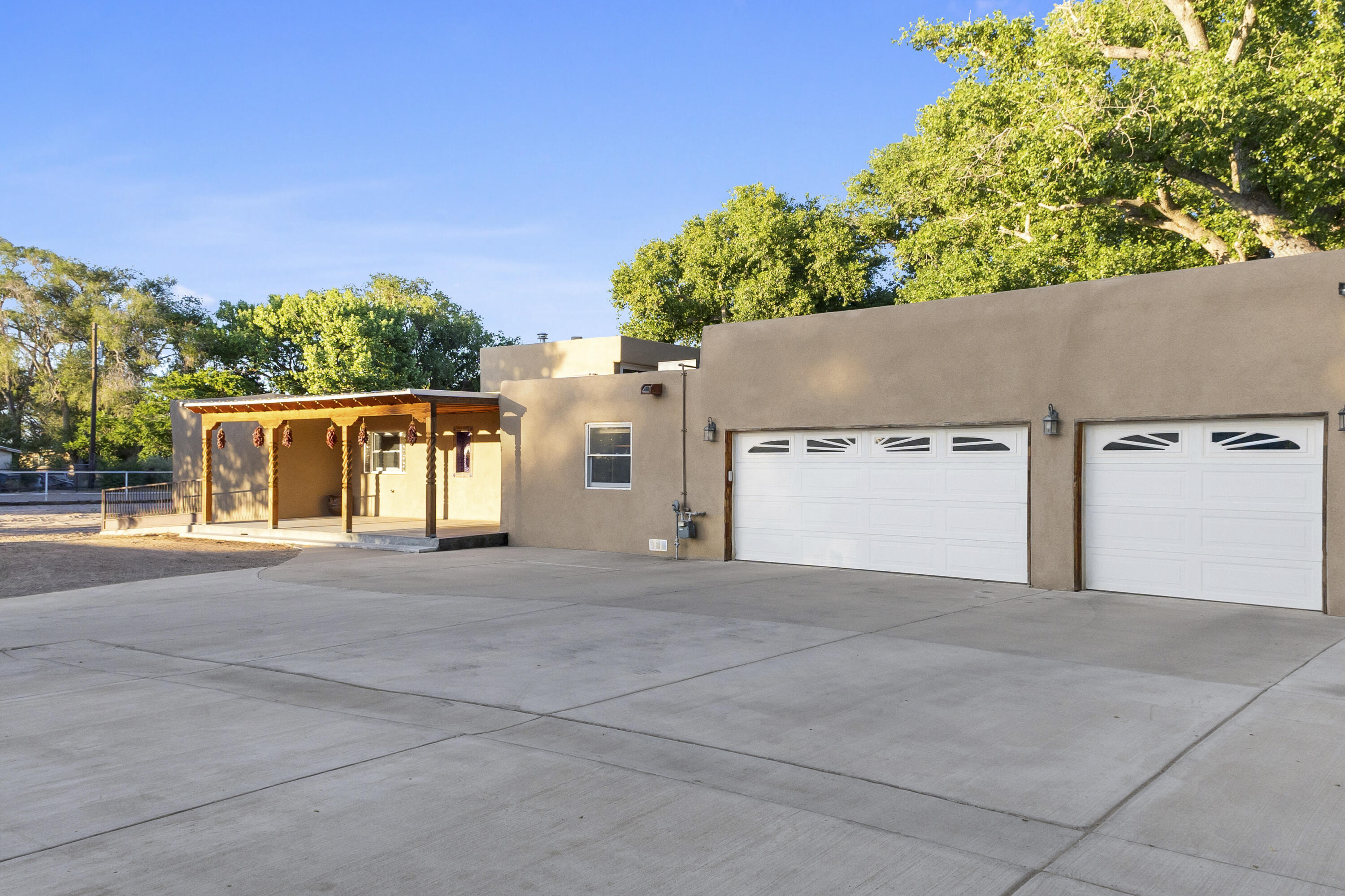 6304 Alvis Road Southwest Albuquerque, NM 87105 - Photo 1 of 1 Gallery Image 1