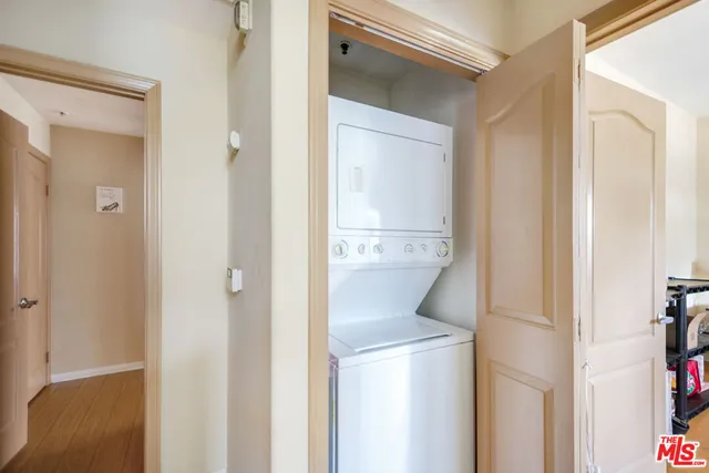 $599,000 | 7100 La Tijera Boulevard, Unit B101, Los Angeles, CA 90045