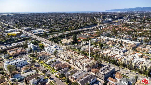 $599,000 | 7100 La Tijera Boulevard, Unit B101, Los Angeles, CA 90045