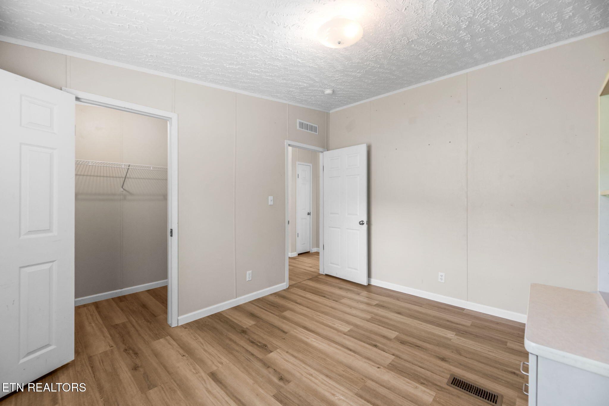 833 Shirley Road Washburn, TN 37888 - Photo 26 of 49 26-web-or-mls-Shrly833 (66)