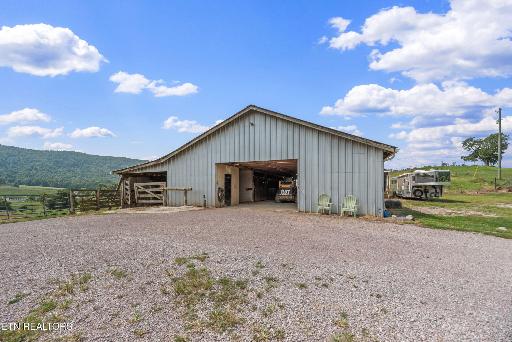 833 Shirley Road Washburn, TN 37888 - Photo 37 of 49 37-web-or-mls-Shrly833 (99)