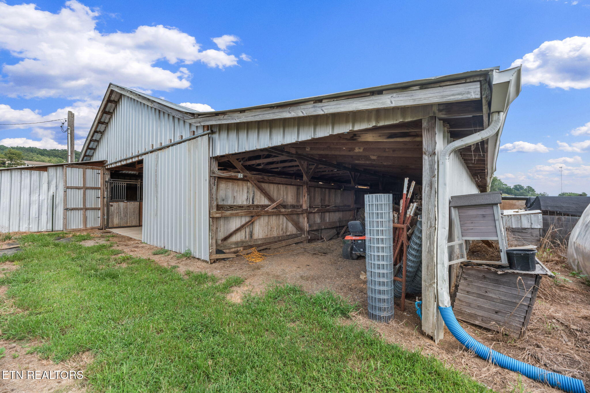 833 Shirley Road Washburn, TN 37888 - Photo 40 of 49 40-web-or-mls-Shrly833 (108)