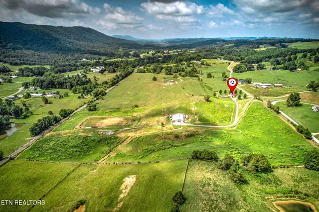 $640,000 | 833 Shirley Road, Washburn, TN 37888