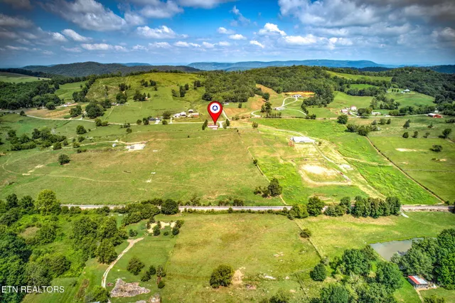 $640,000 | 833 Shirley Road, Washburn, TN 37888