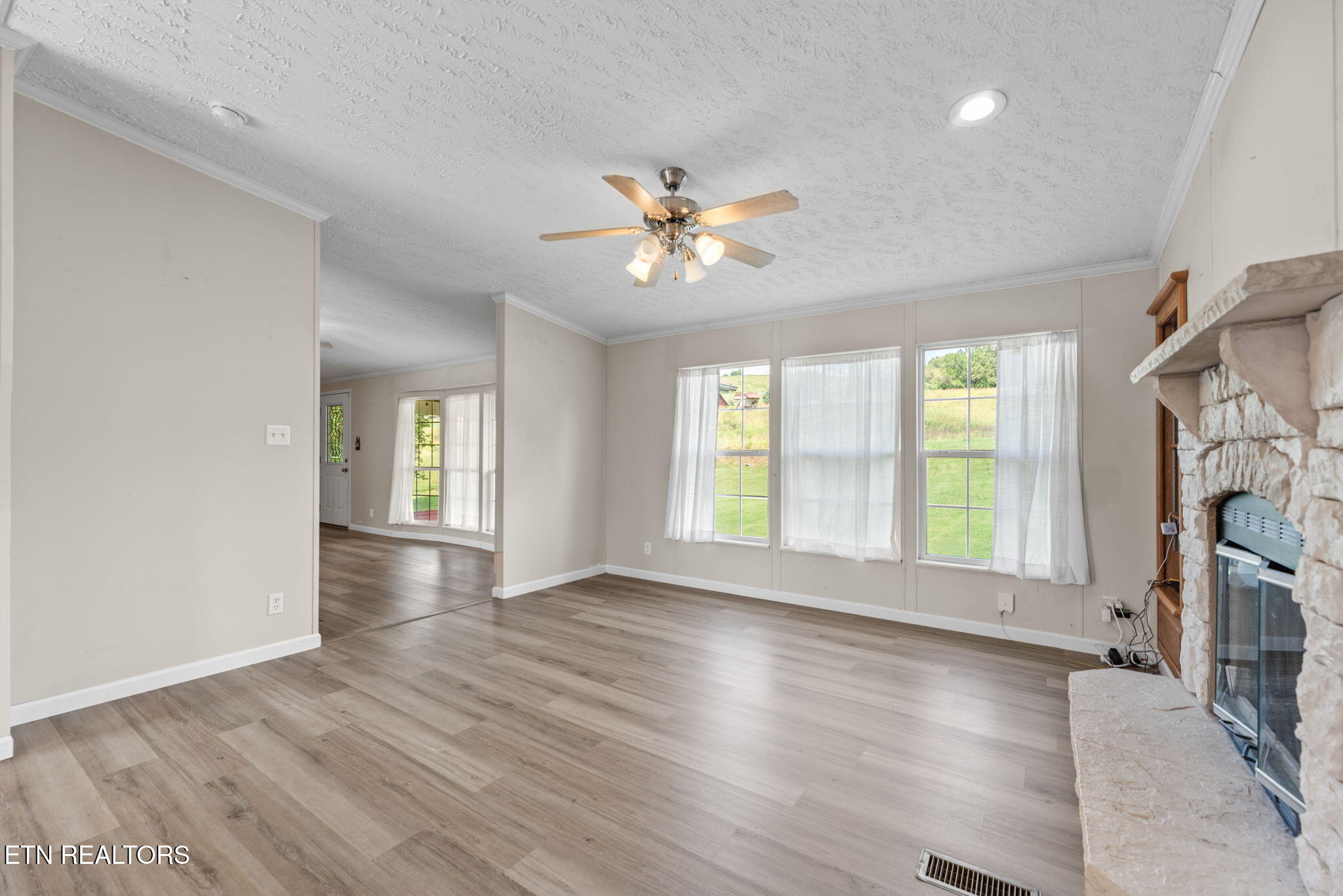 833 Shirley Road Washburn, TN 37888 - Photo 10 of 49 10-web-or-mls-Shrly833 (42)