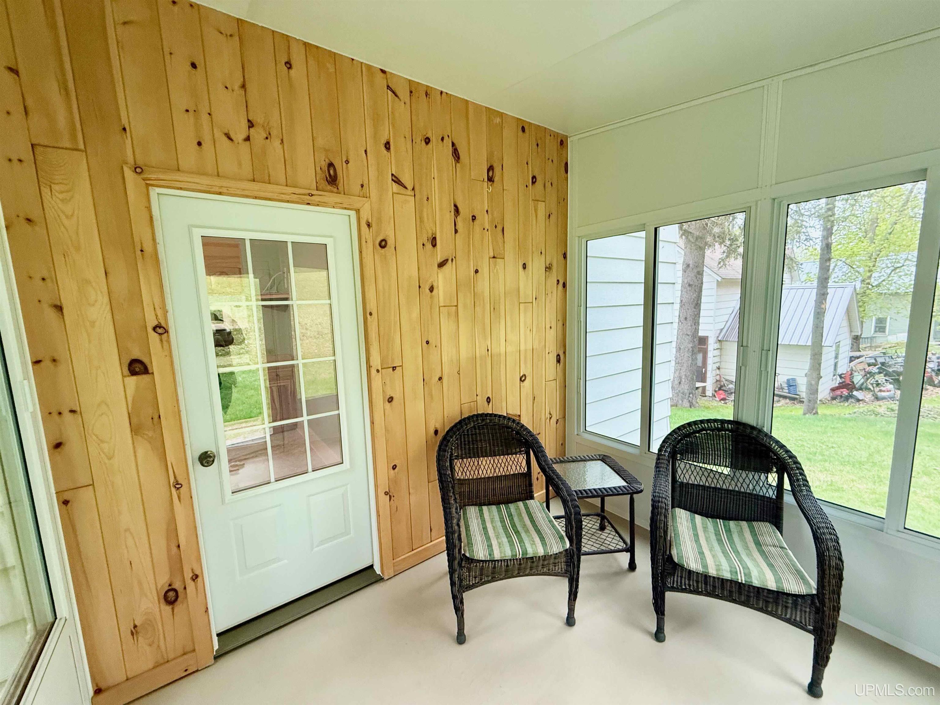 300 Jasper Street Ishpeming, MI 49849 - Photo 11 of 31 Gallery Image 11