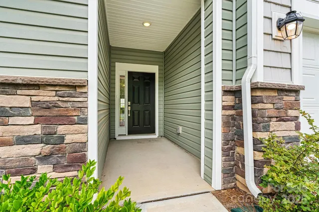 $415,000 | 5846 Oak Br Circle, Maiden, NC 28650