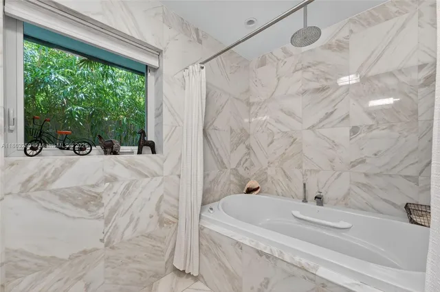 $1,850,000 | 2131 Northeast 15th Terrace, Wilton Manors, FL 33305