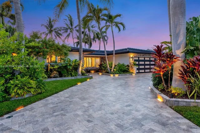 $1,850,000 | 2131 Northeast 15th Terrace, Wilton Manors, FL 33305