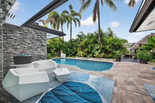 $1,850,000 | 2131 Northeast 15th Terrace, Wilton Manors, FL 33305