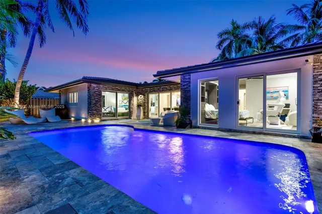 $1,850,000 | 2131 Northeast 15th Terrace, Wilton Manors, FL 33305