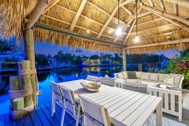 $1,850,000 | 2131 Northeast 15th Terrace, Wilton Manors, FL 33305