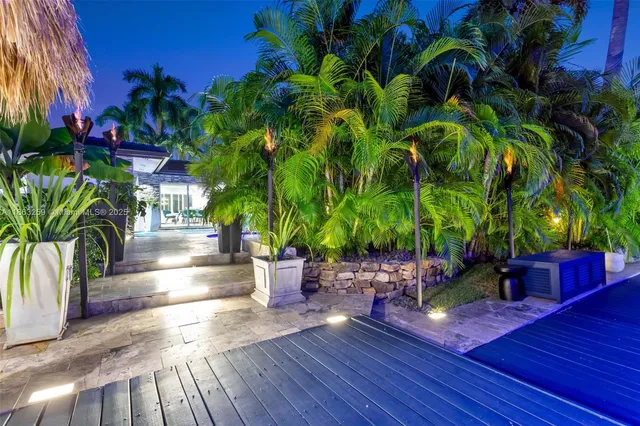 $1,850,000 | 2131 Northeast 15th Terrace, Wilton Manors, FL 33305