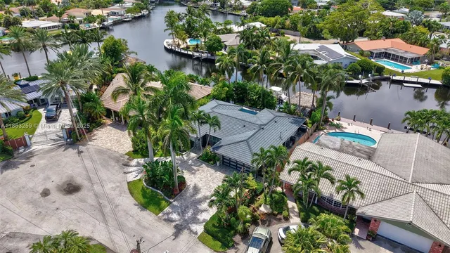 $1,850,000 | 2131 Northeast 15th Terrace, Wilton Manors, FL 33305