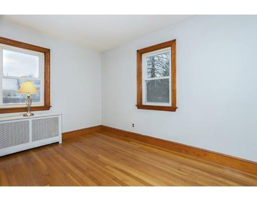 21 Violet Road Peabody, MA 01960 - Photo 13 of 22 Gallery Image 13
