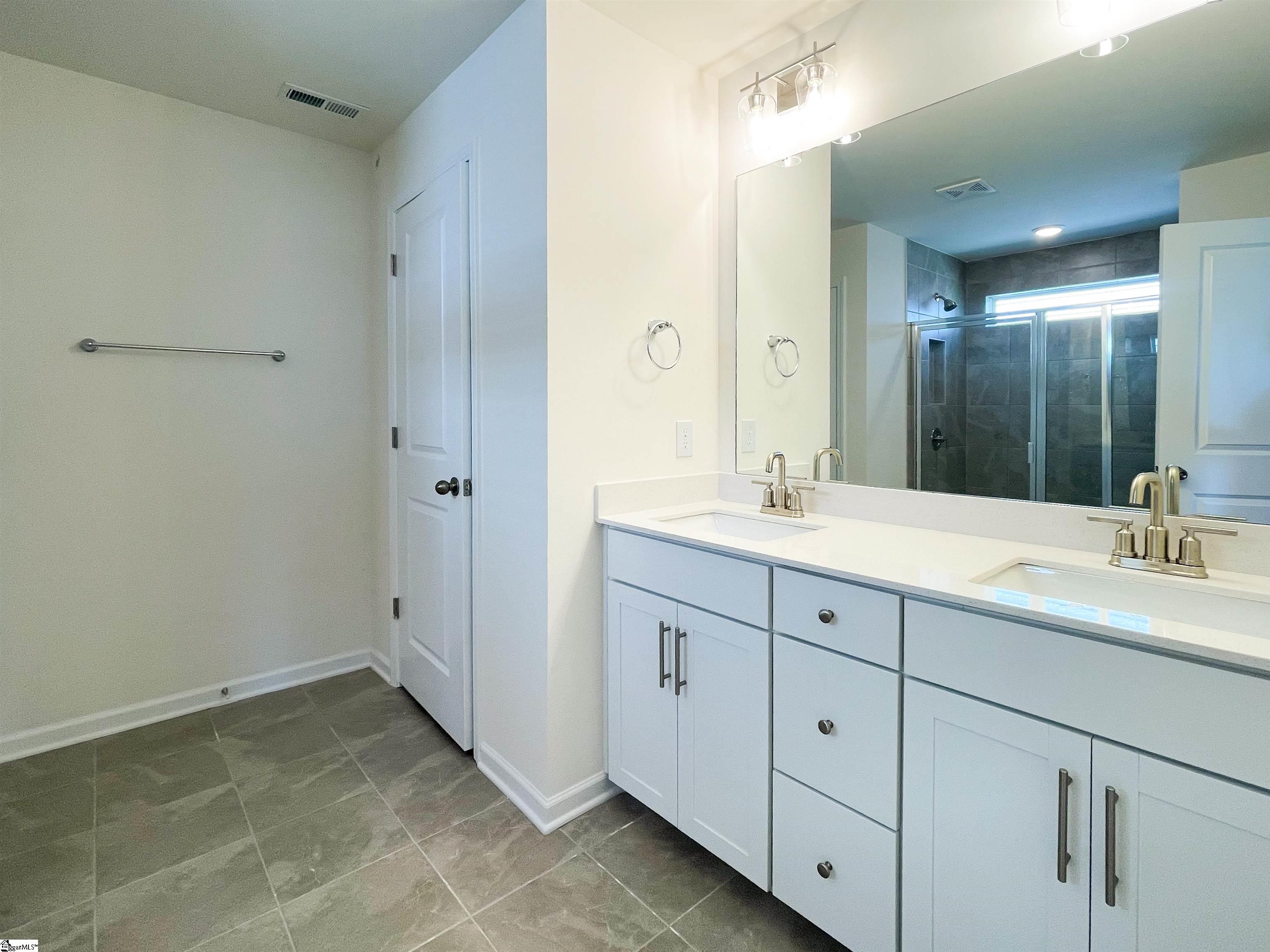 109 Pendergast Road Greenville, SC 29605 - Photo 6 of 8 Gallery Image 6