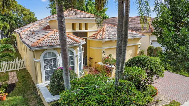 $515,000 | 1848 Via Castello, Wellington, FL 33411