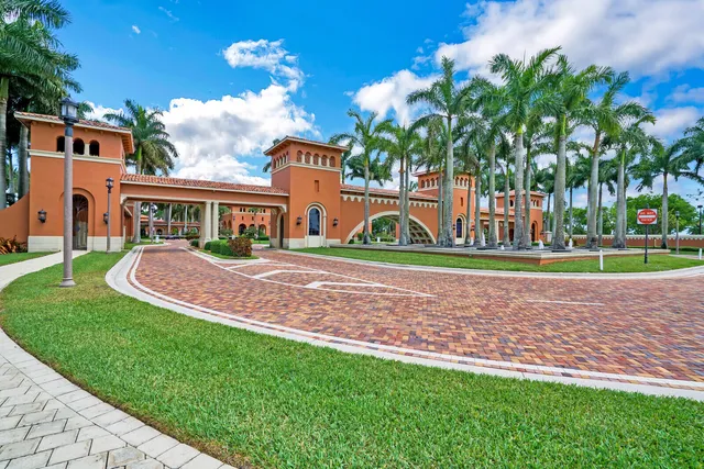 $515,000 | 1848 Via Castello, Wellington, FL 33411