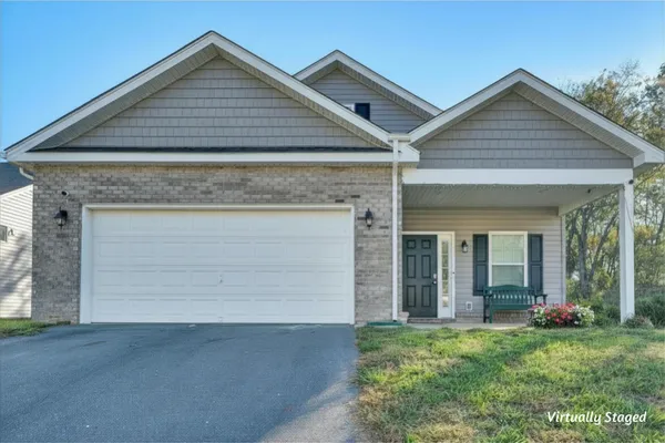 $399,990 | 2029 Heys Lane, Vinton, VA 24179