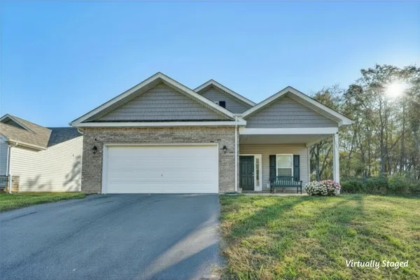 $399,990 | 2029 Heys Lane, Vinton, VA 24179