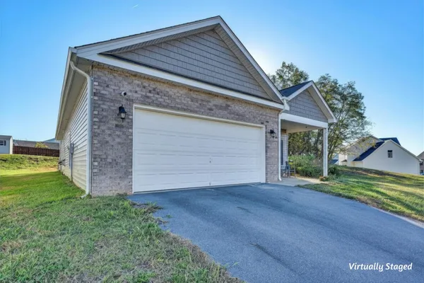 $399,990 | 2029 Heys Lane, Vinton, VA 24179