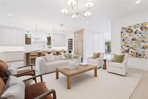 $2,799,900 | 6803 Casa Loma Avenue, Dallas, TX 75214