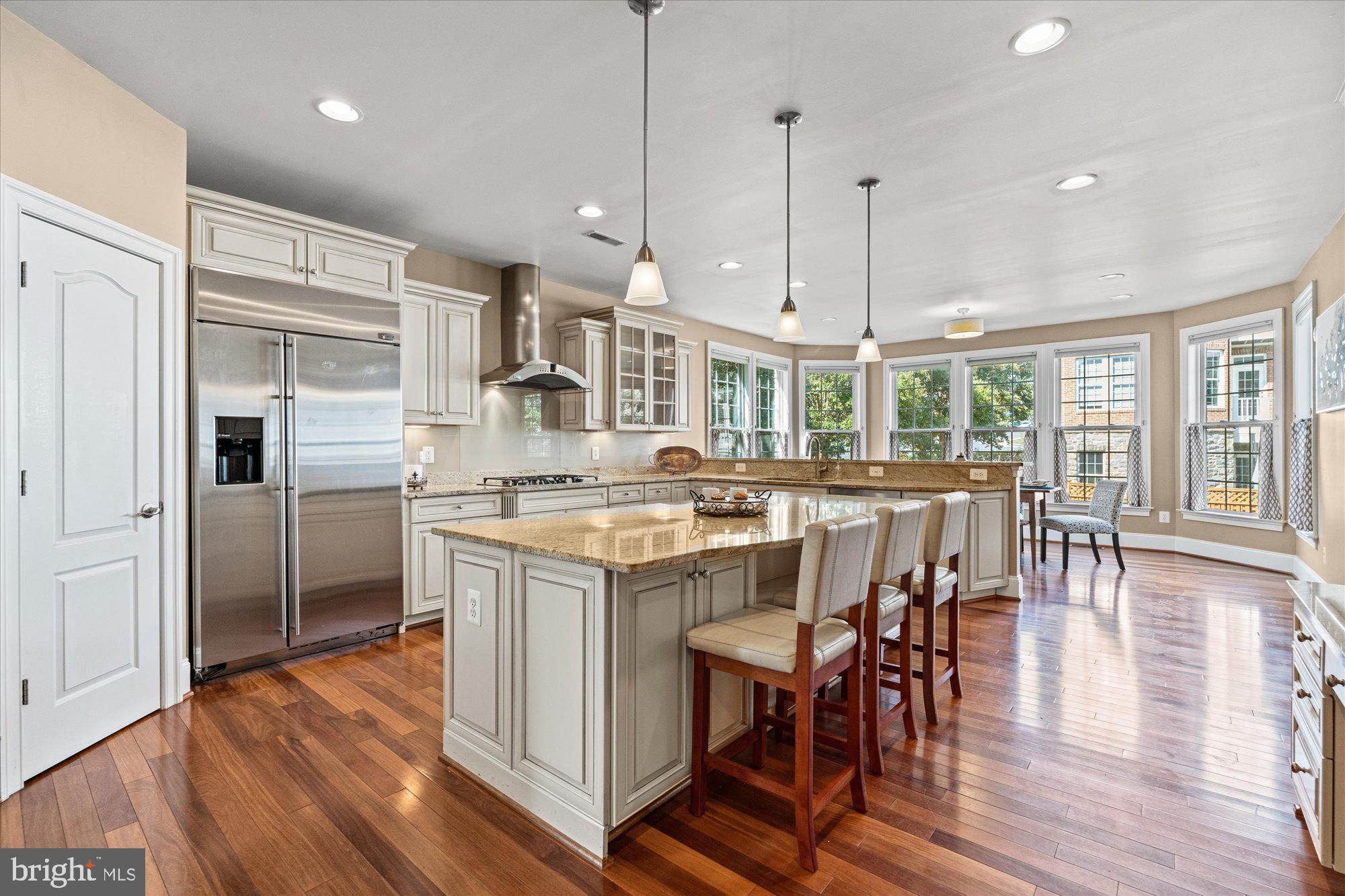 9300 Castle Hill Road Springfield, VA 22153 - Photo 8 of 60 Gourmet kitchen with timeless style