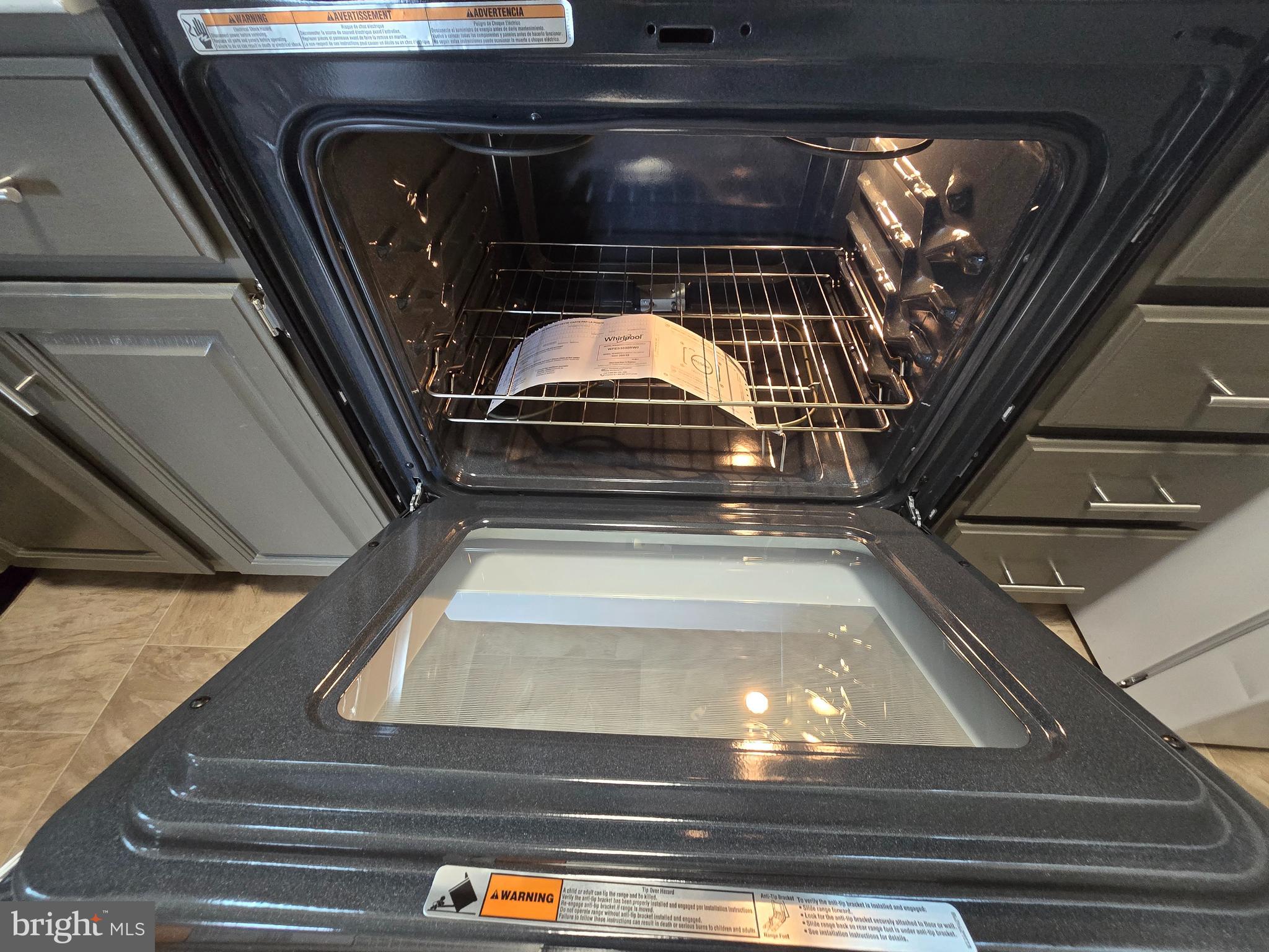 821 Stratford Way, Unit H Frederick, MD 21701 - Photo 21 of 45 a view of staircase