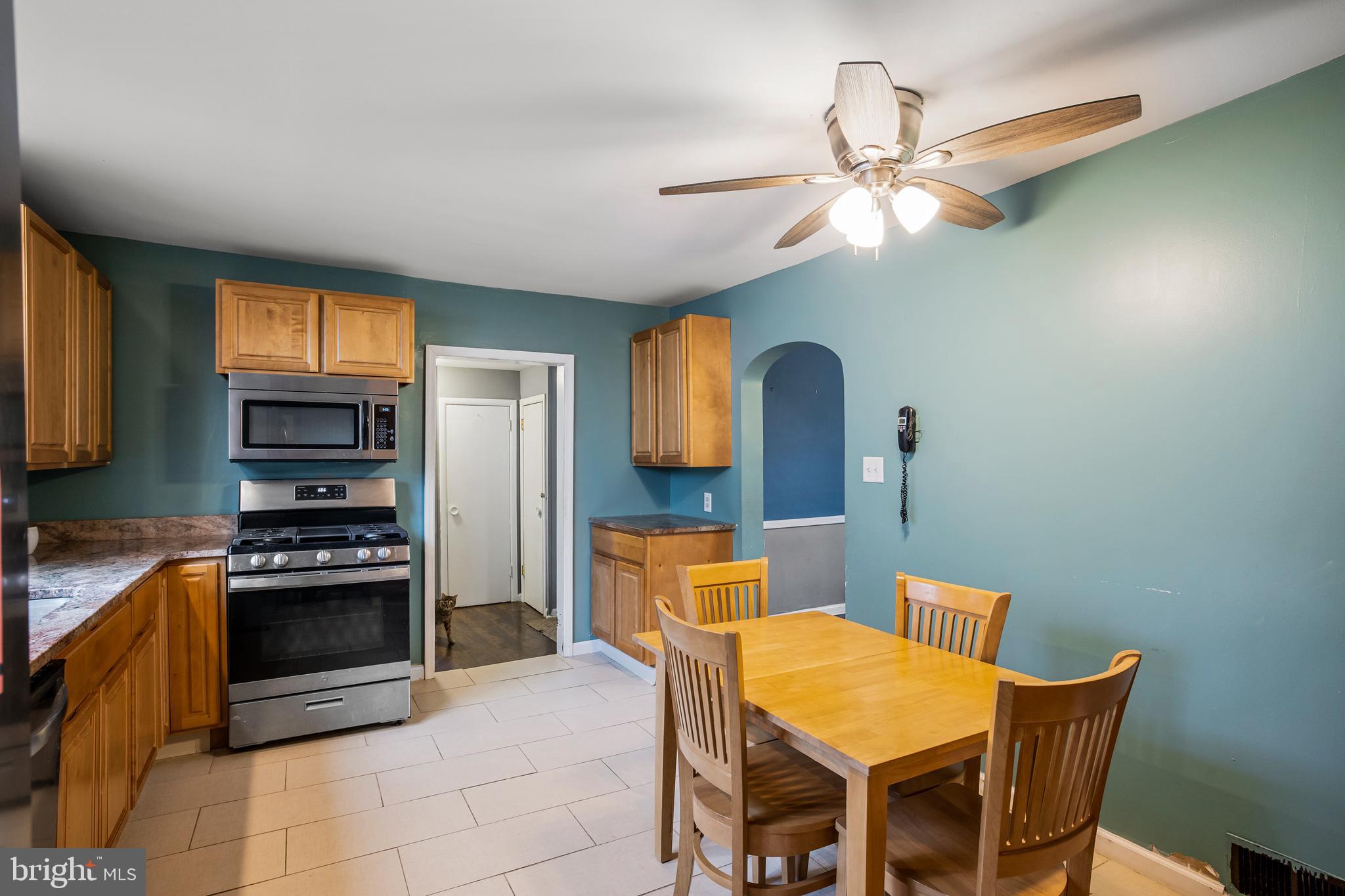 224 South Fellowship Road Maple Shade, NJ 08052 - Photo 12 of 26