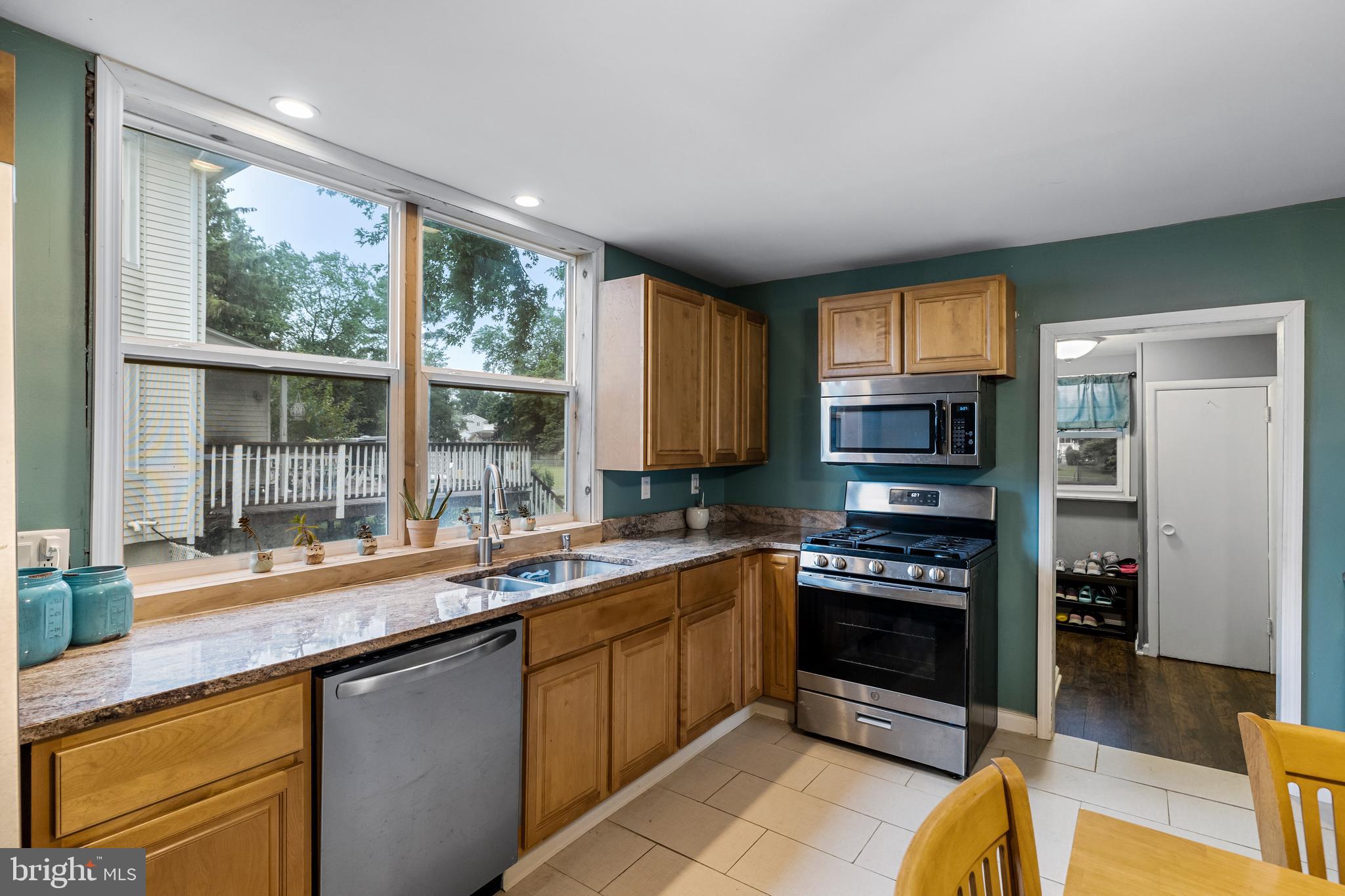 224 South Fellowship Road Maple Shade, NJ 08052 - Photo 14 of 26