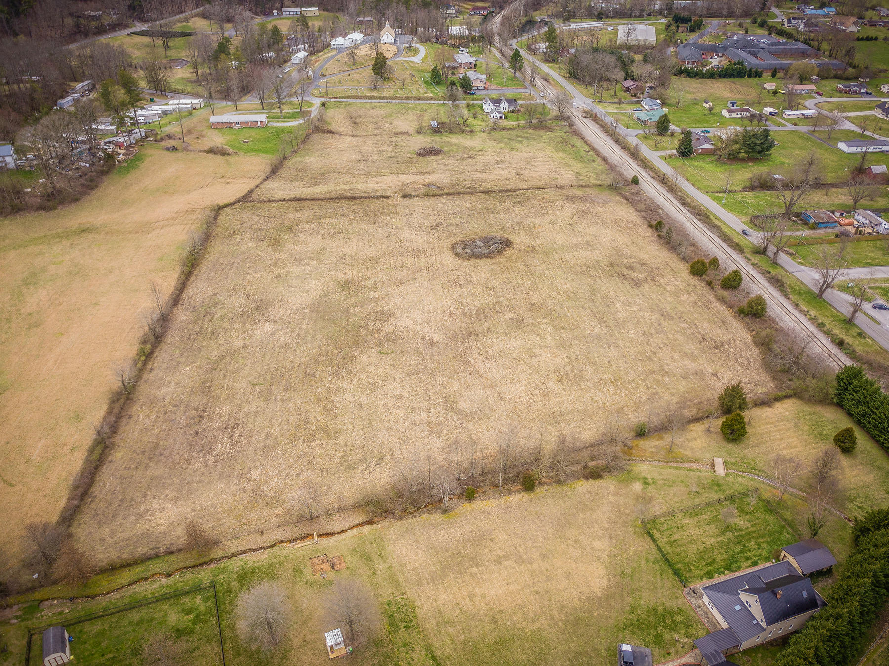 1225 Brown Road Erwin, TN 37650 - Photo 13 of 14 106