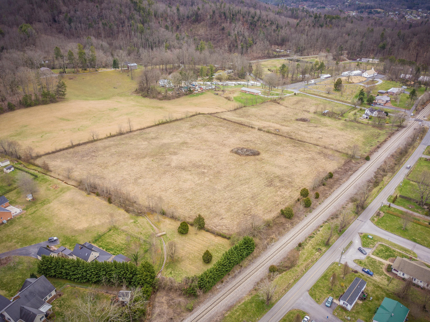 1225 Brown Road Erwin, TN 37650 - Photo 14 of 14 107