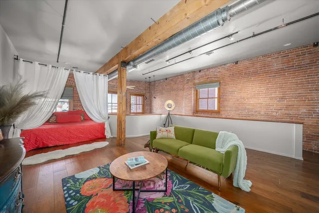 $499,000 | 1221 West Railroad Alley, Unit 9, Spokane, WA 99201