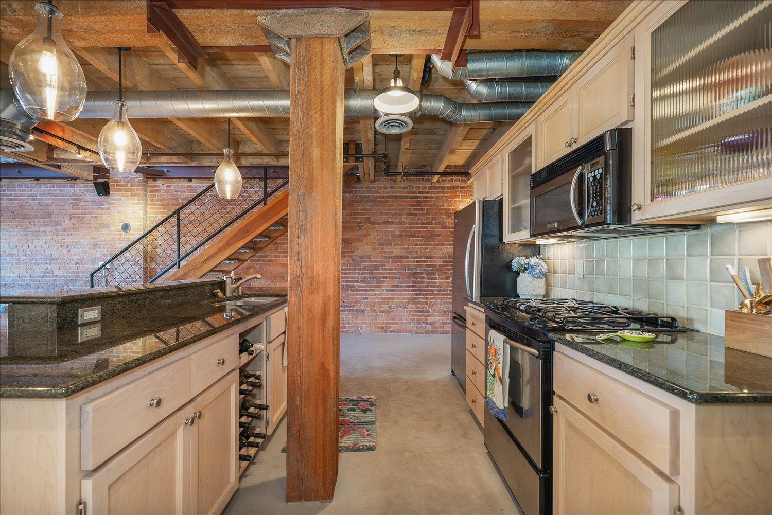 1221 West Railroad Alley, Unit 9 Spokane, WA 99201 - Photo 10 of 22