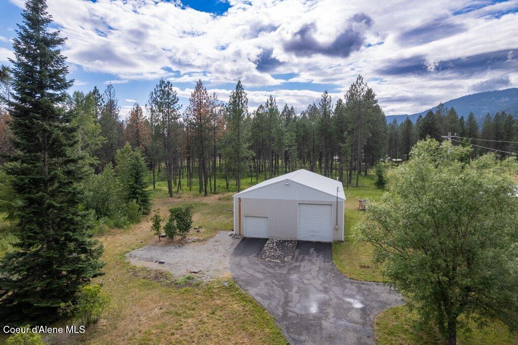 16907 North Trails End Road Rathdrum, ID 83858 - Photo 15 of 24 Aerial front of Shop Close 2