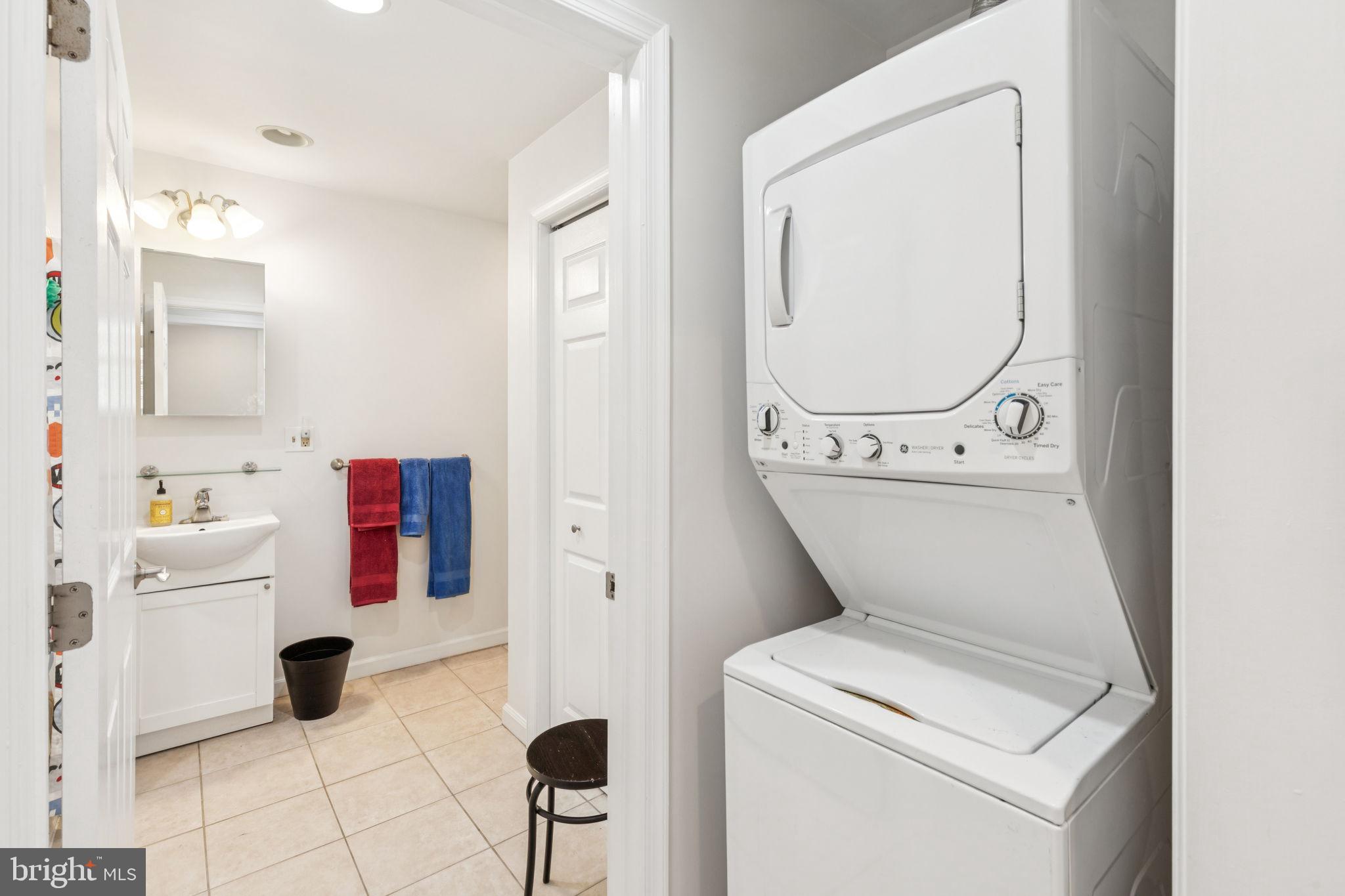 932 Locust Street Philadelphia, PA 19107 - Photo 19 of 23 a bathroom with a toilet and a sink