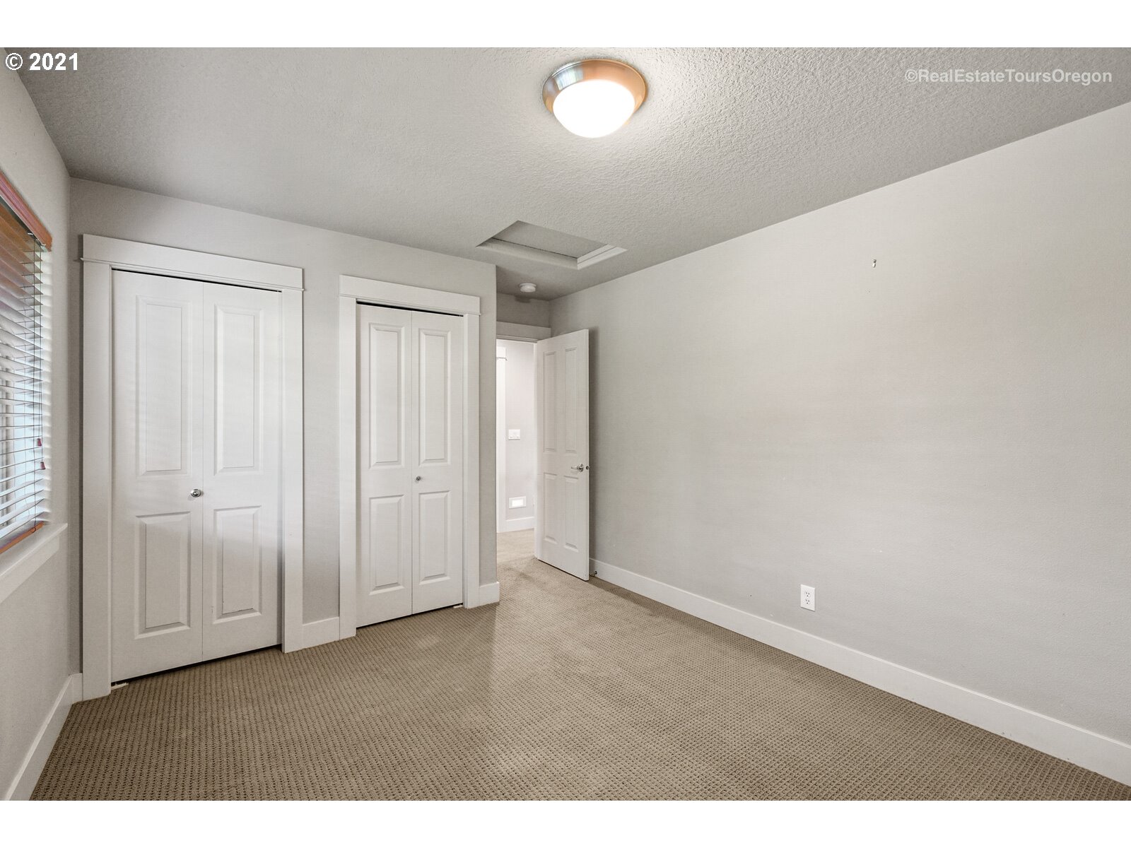 16080 Southwest Goshawk Street Beaverton, OR 97007 - Photo 14 of 31 Gallery Image 14
