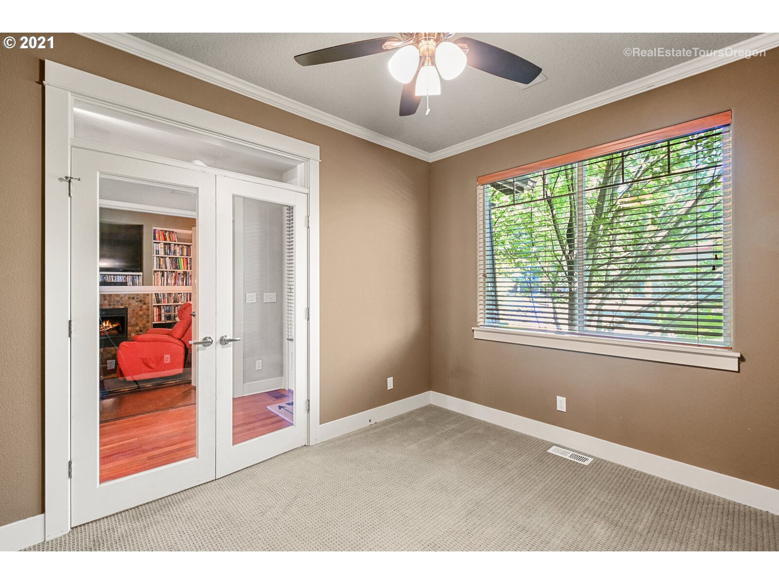 16080 Southwest Goshawk Street Beaverton, OR 97007 - Photo 4 of 31 Gallery Image 4