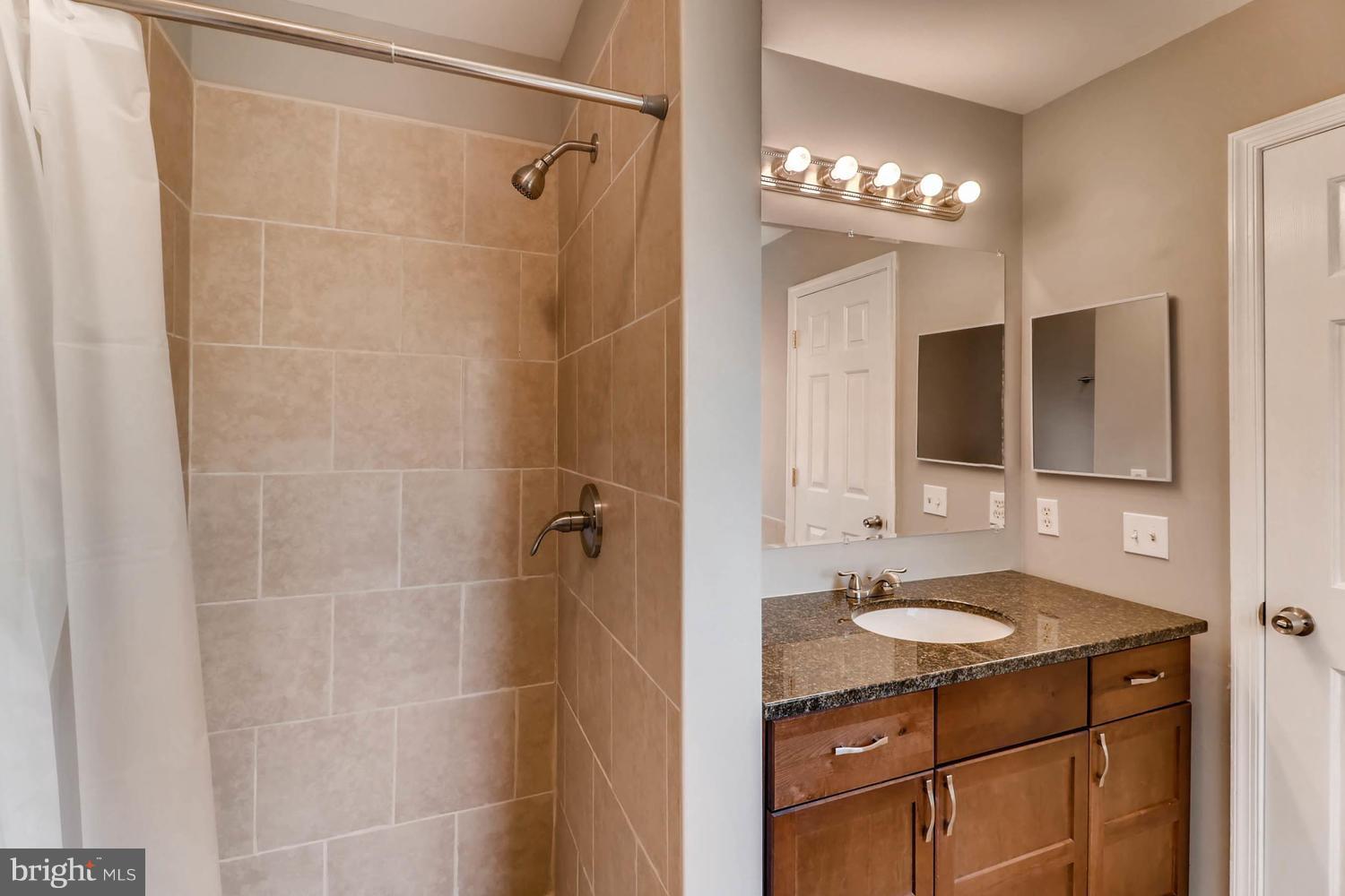 3208 Kelox Road Baltimore, MD 21207 - Photo 14 of 28 Bath