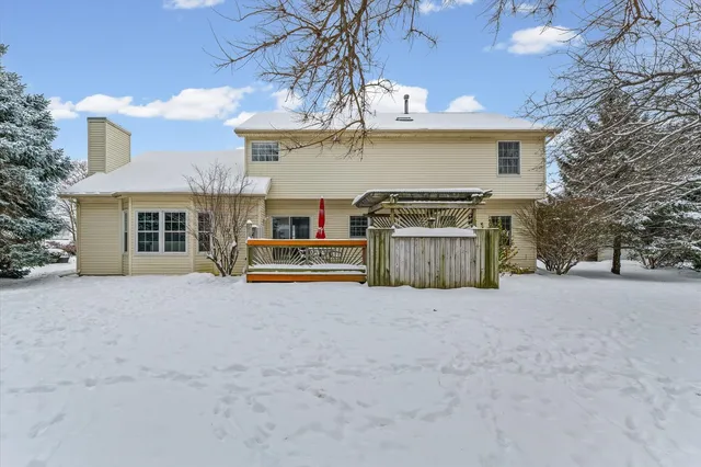 a view of a house with a stove and garage