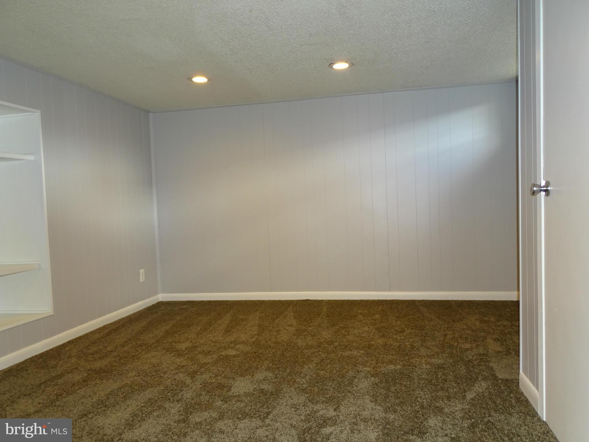 6106 Mt Ridge Road Catonsville, MD 21228 - Photo 21 of 30 a view of room