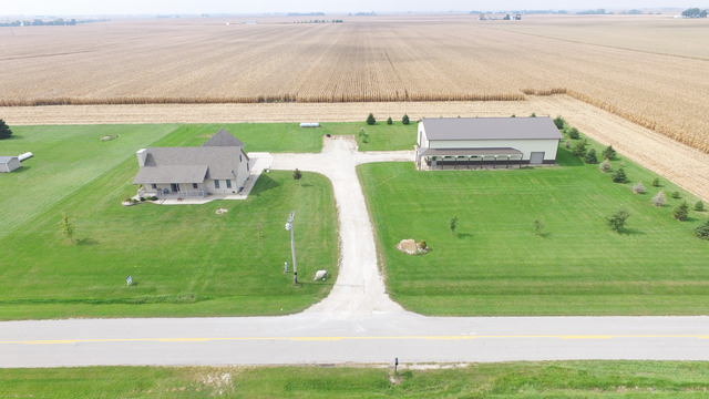 3325 East 19th Road Ottawa, IL 61350 - Photo 1 of 20 a view of a swimming pool with a yard