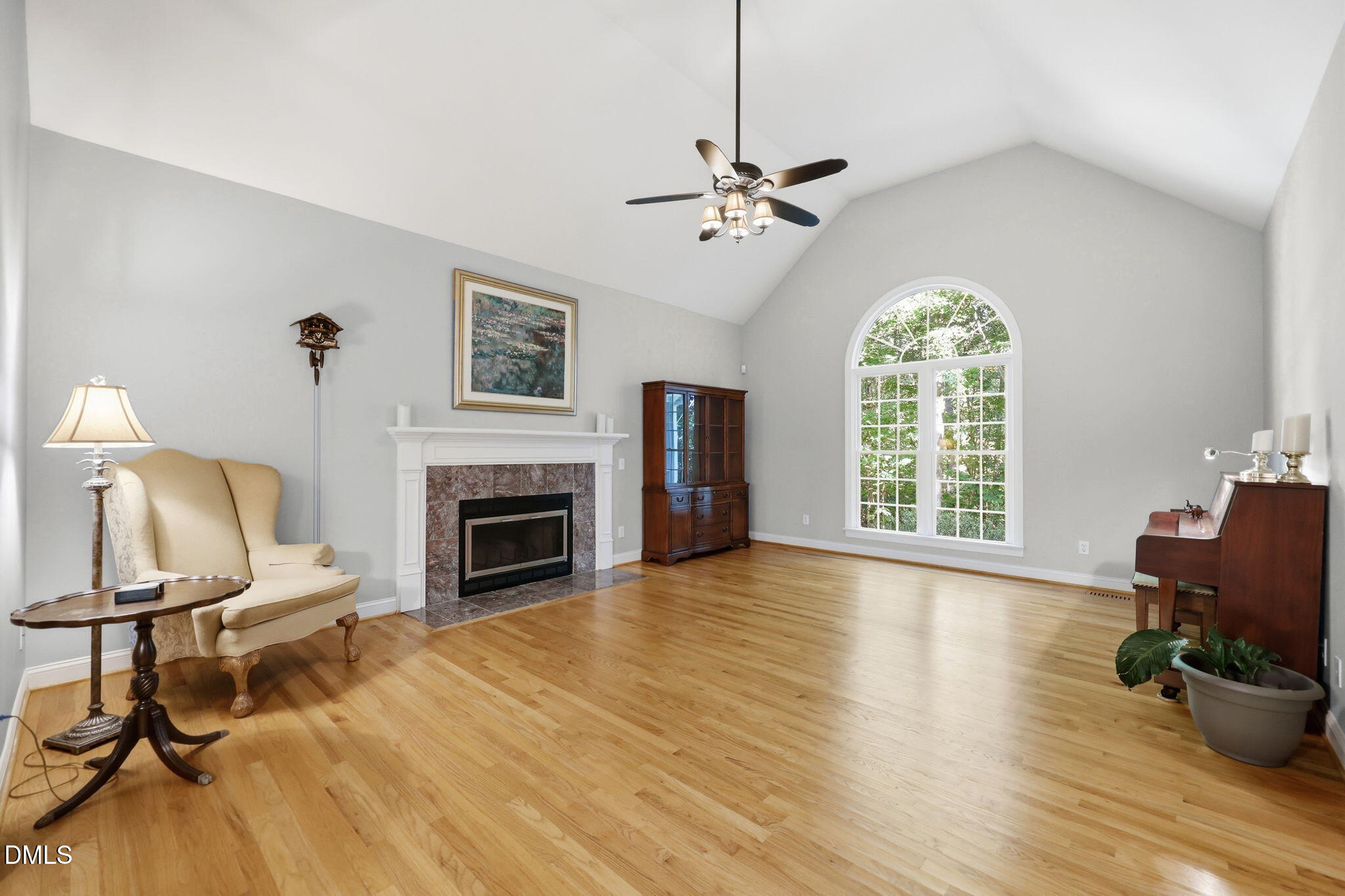 2304 Hideaway Court Raleigh, NC 27613 - Photo 9 of 39 39-web-or-mls-IMG_5454_edit