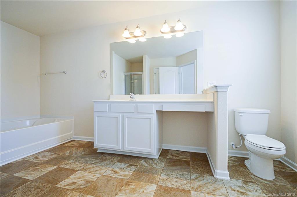 9729 Weikert Road Charlotte, NC 28215 - Photo 6 of 10 Gallery Image 6